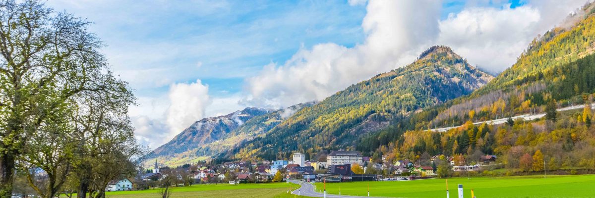 Ortseinfahrt im Osten