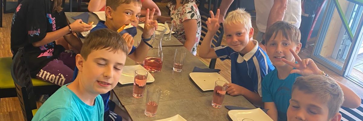 Pizza für die Volksschüler aus Mühldorf